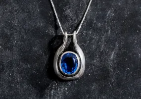 Blue Sapphire Pendant - Vintage Sapphire Necklace - Satatement Sapphire Necklace
