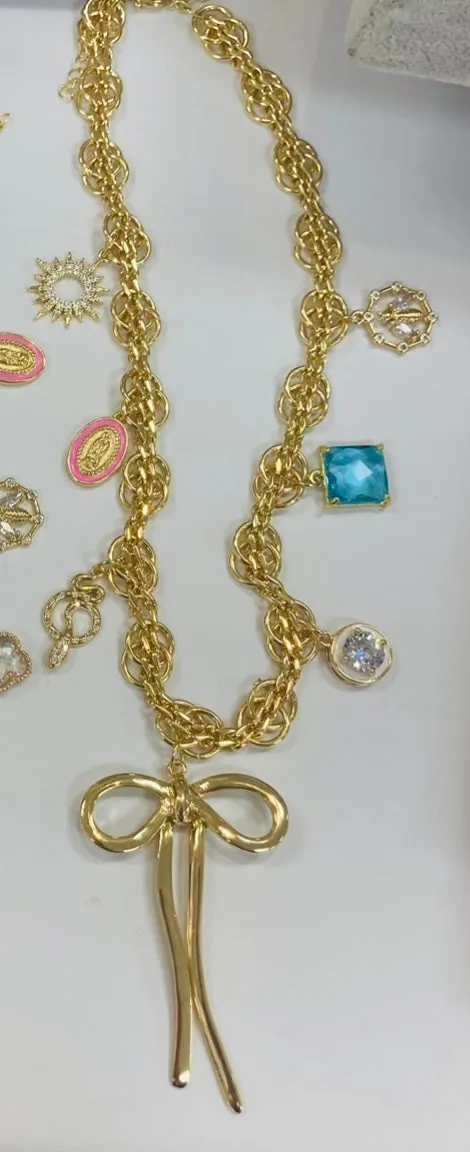 Bow charm necklace’s
