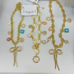 Bow charm necklace’s