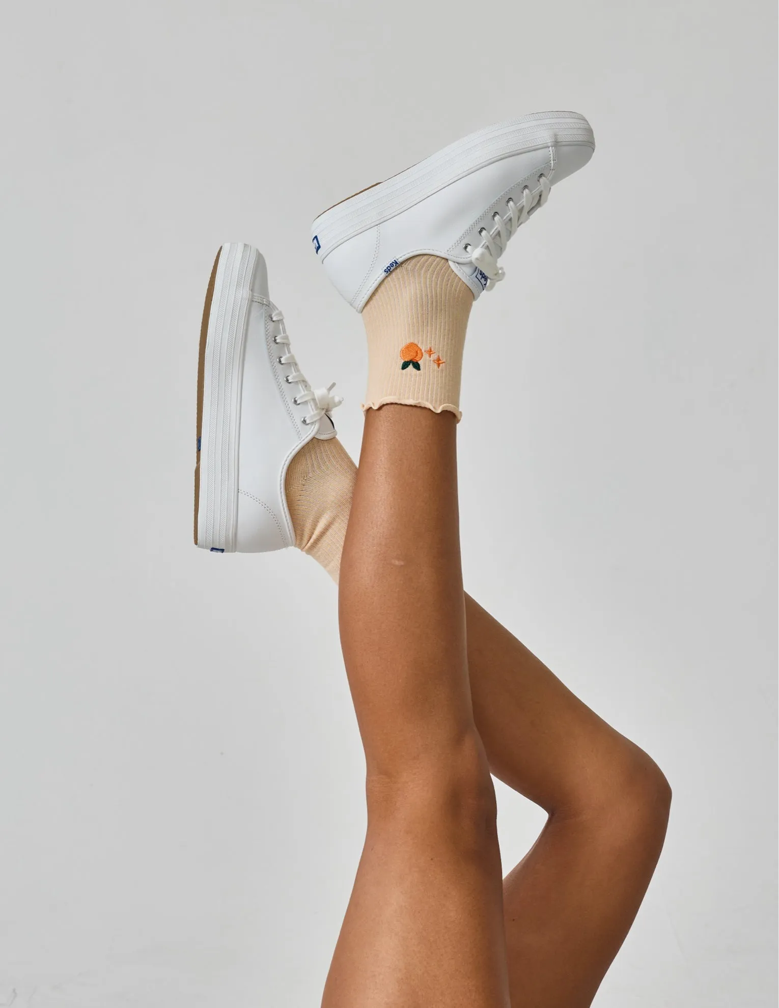 Everyday Ruffle Peach Sock
