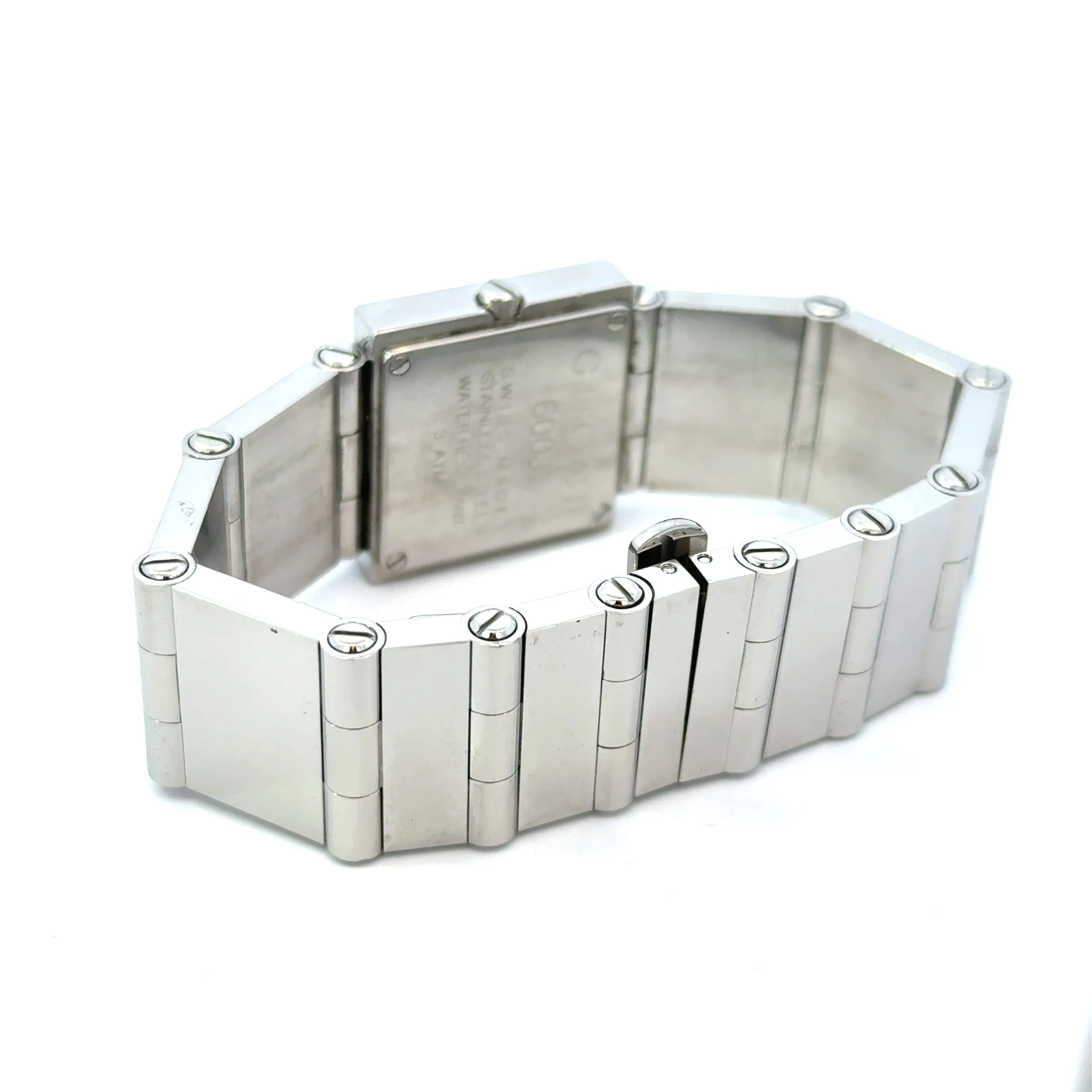 Gucci Stainless Steel Water Resistant Swiss Made Wristwatch 6" Estate G52