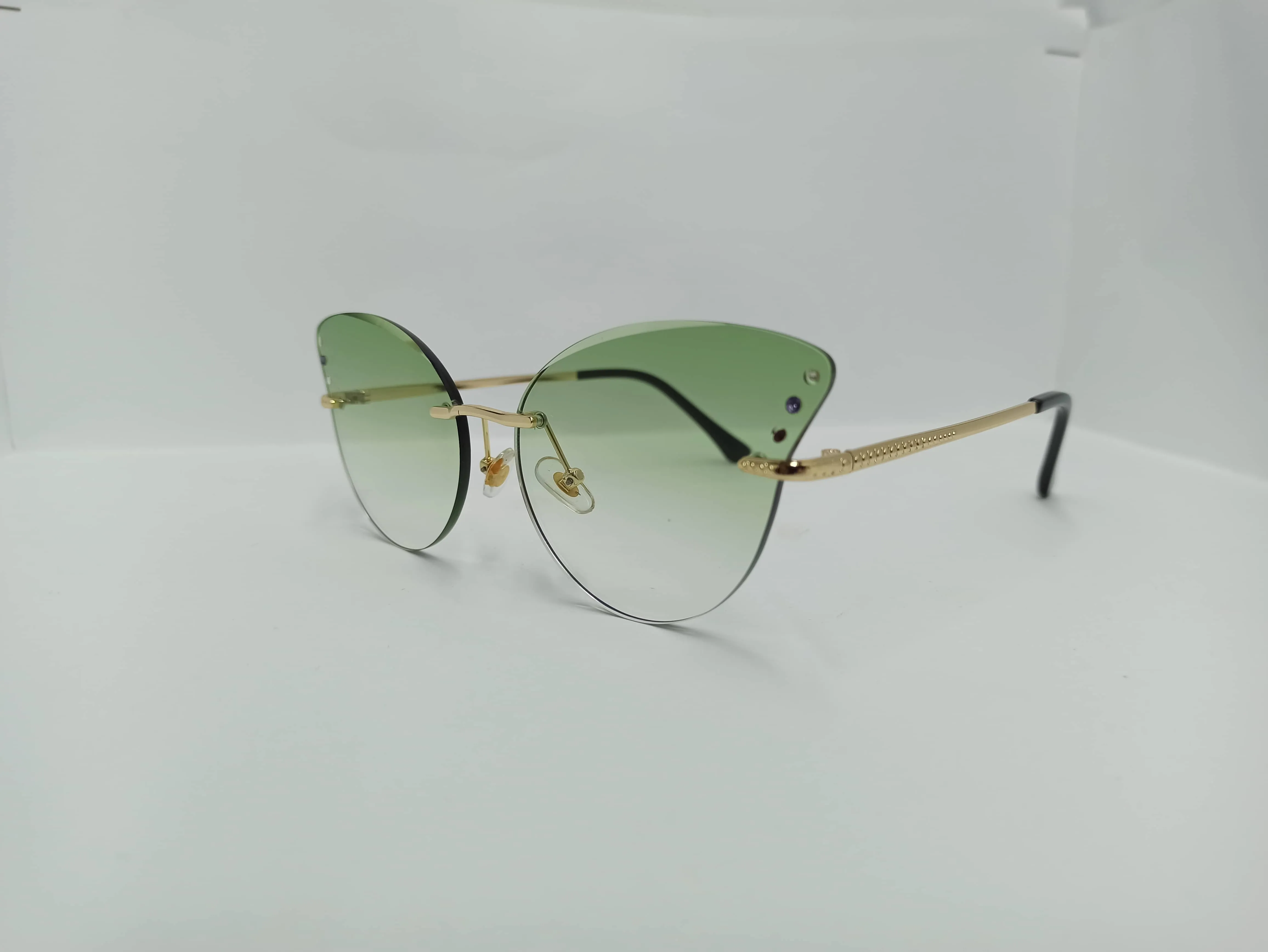 Modern Green Sunglass - SG286 - Metal Legs/Polycarbonate Lens - Women - Budget Sunglass