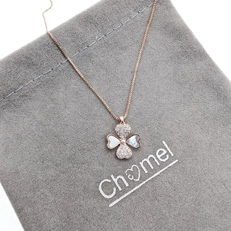 Mother of Pearl Clover Necklace