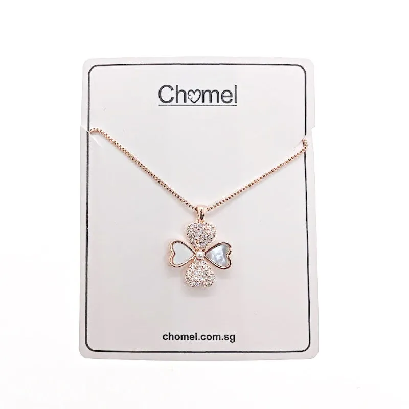 Mother of Pearl Clover Necklace
