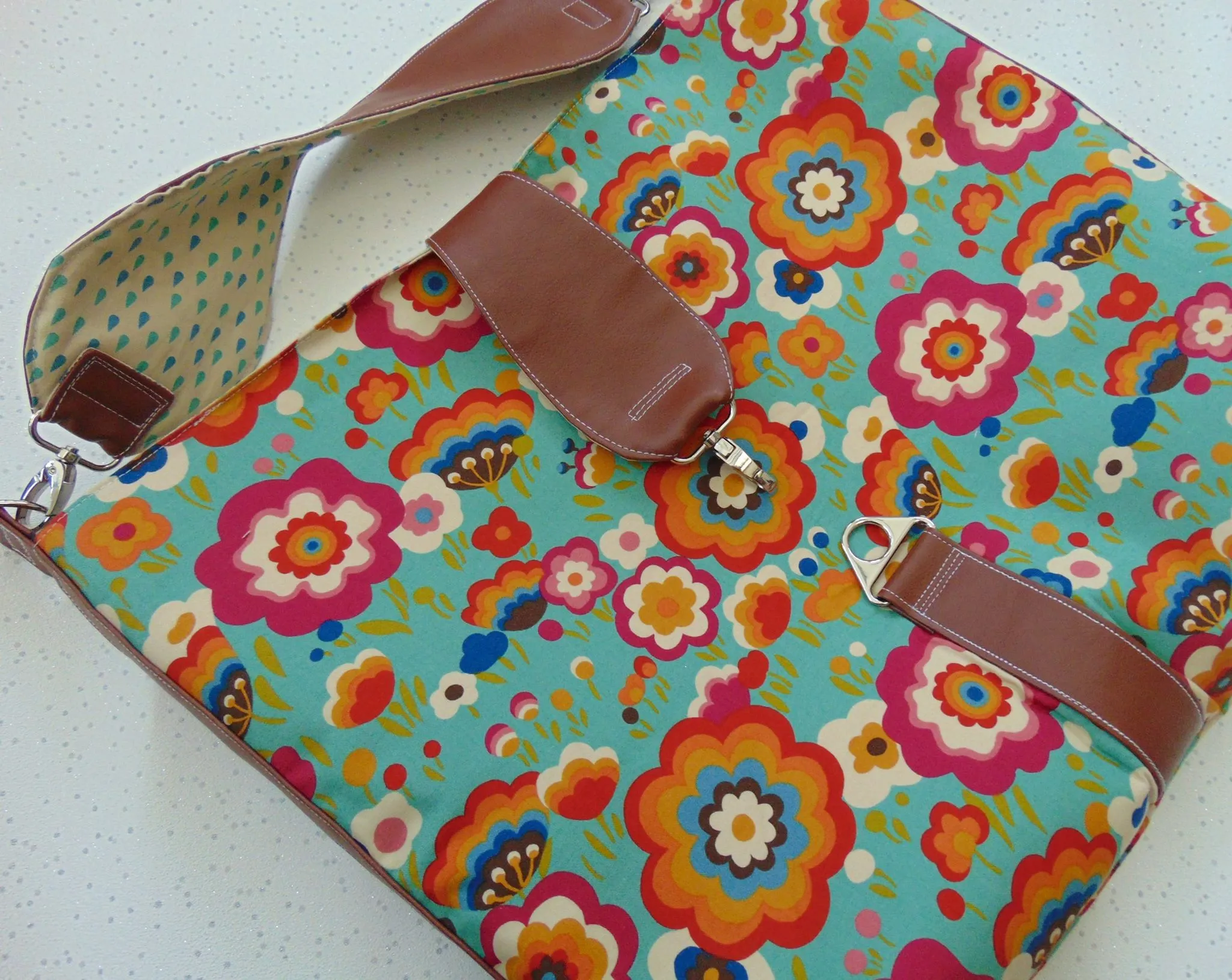 Reversible Hobo Bag Paper Pattern