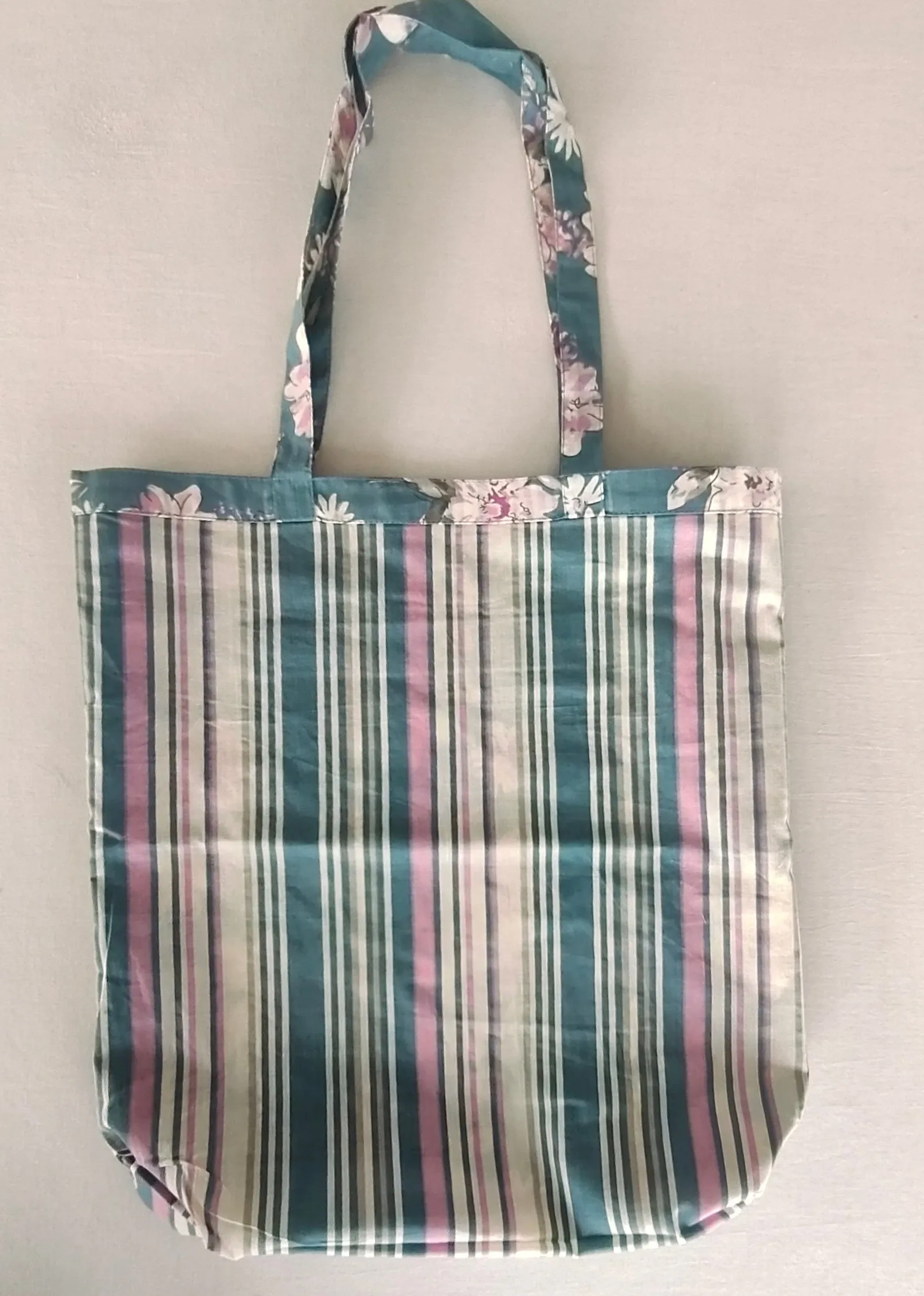 Reversible Tote Bag with Extra Front Pocket, Easy to Carry, Cotton Fabric