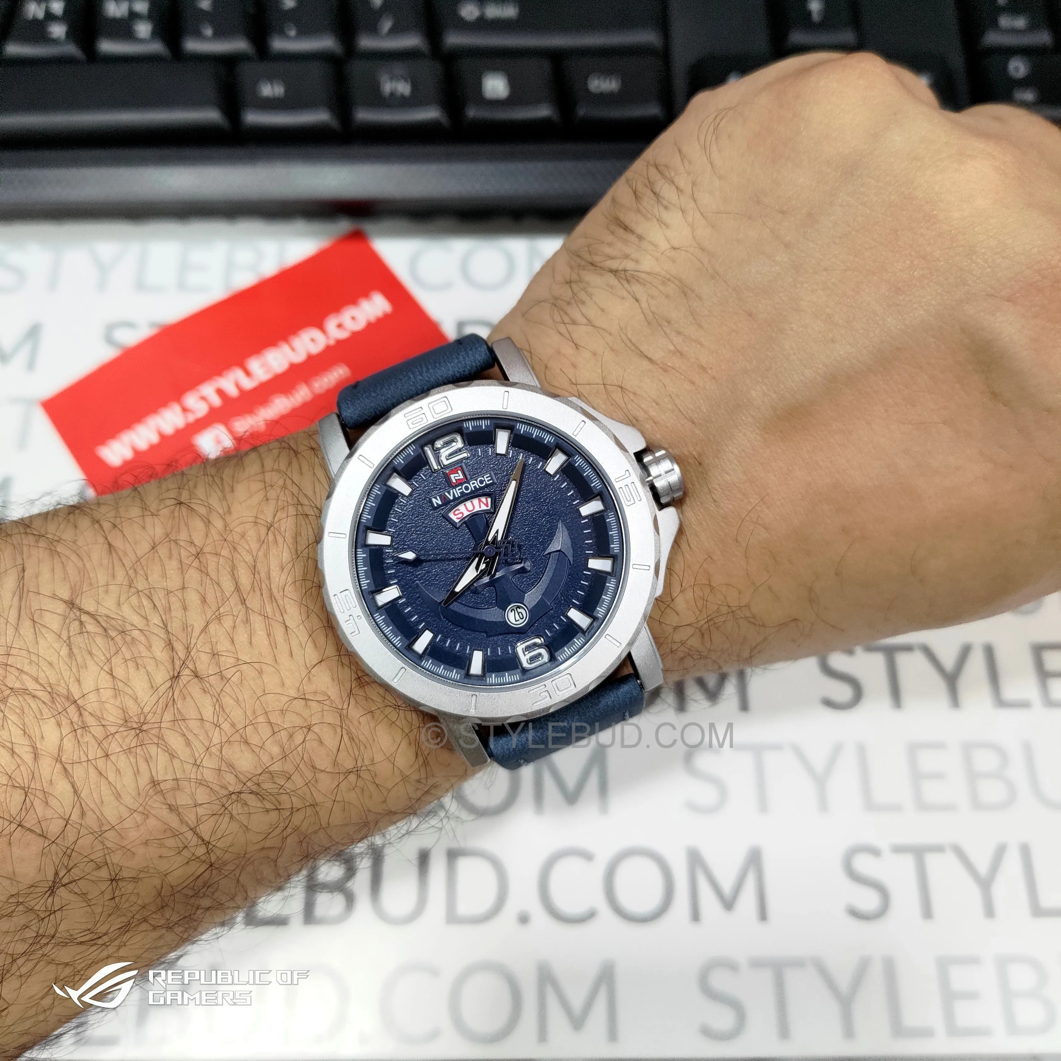 WW0060 Naviforce Day Date Belt Watch NF9122M