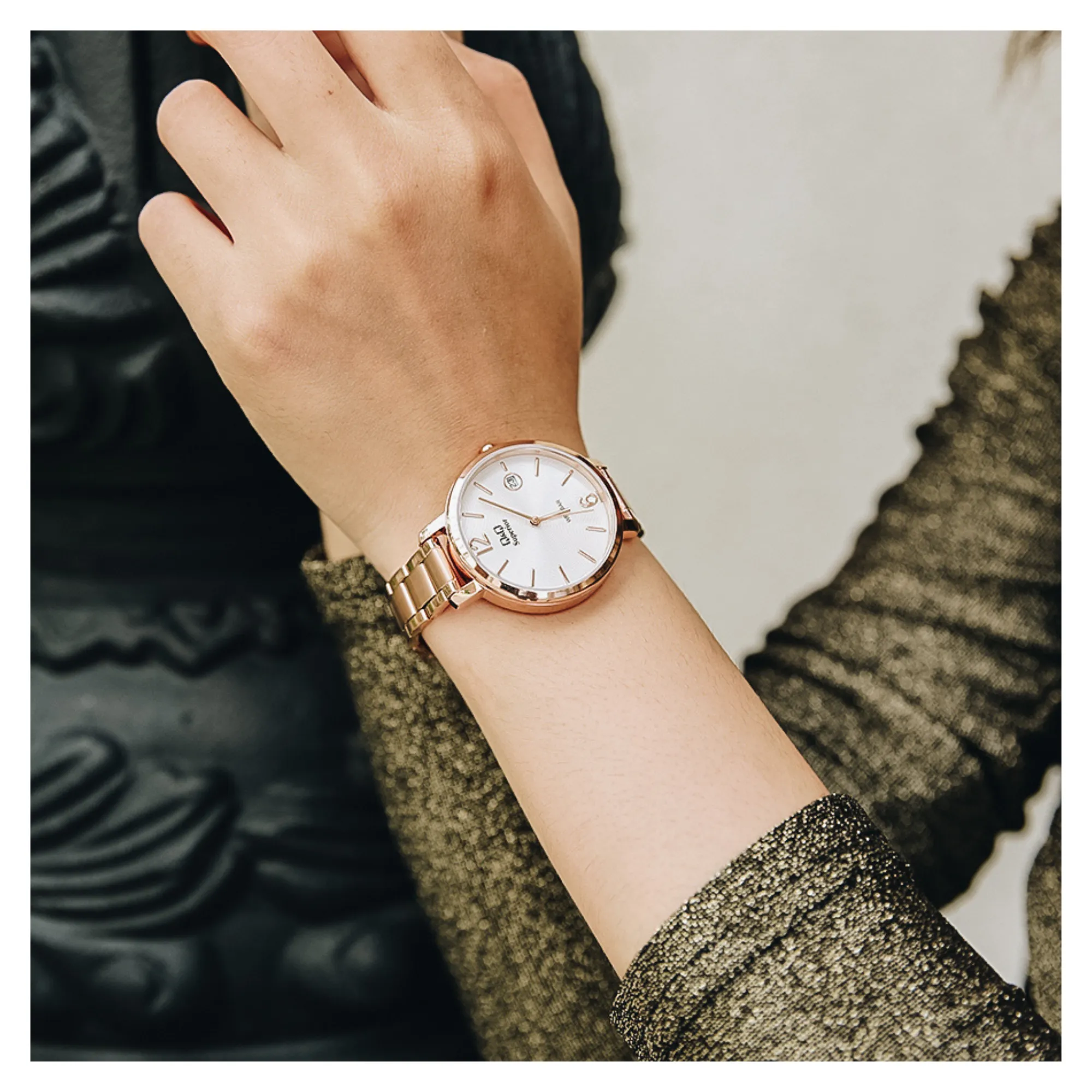 WW1513 Q&Q Superior Date Stainless Steel Rose Gold Ladies Chain Watch S325J011Y
